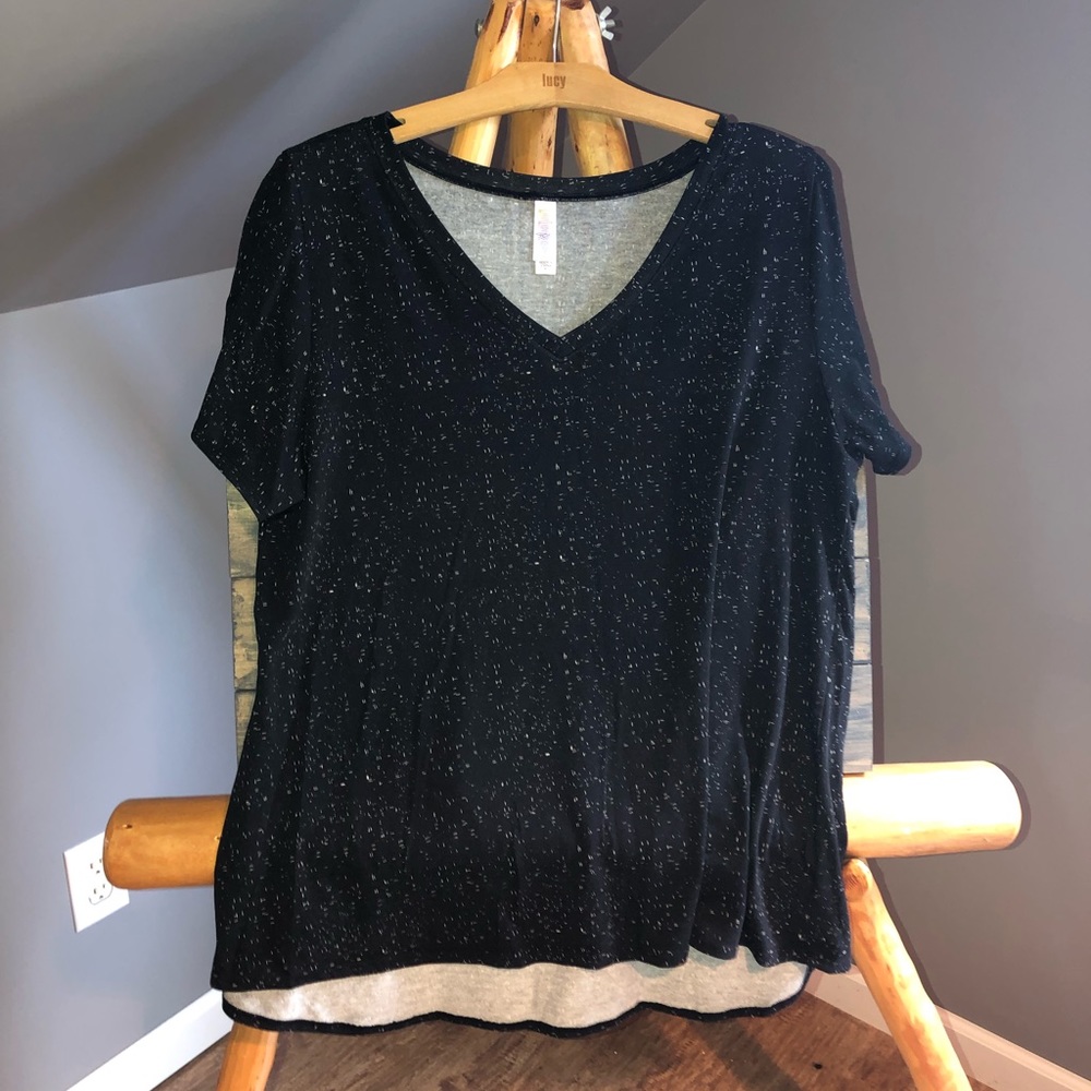 Shirt v-neck top